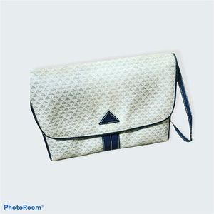 Liz Claiborne purse